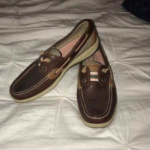 Sperry slip on